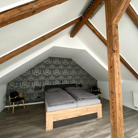 Zur Alten Puppenfabrik * Sonneberg